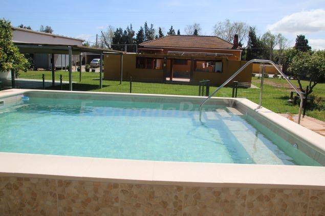 Los Barrios Cottage | Cabin ∙ 4 bedrooms ∙ 14 guests