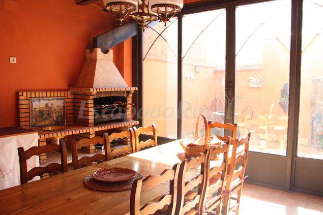 Castellnou de Seana Cottage | Cabin ∙ 4 bedrooms ∙ 11 guests