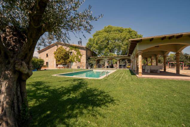 Ordis Cottage | Cabin ∙ 7 bedrooms ∙ 20 guests