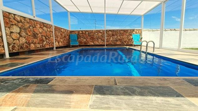 Pozo Alcon Cottage | Cabin ∙ 9 bedrooms ∙ 10 guests