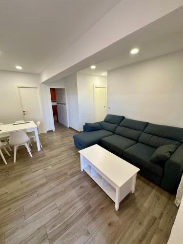 Cabo de Palos Apartment | Cabo de palos subida al faro