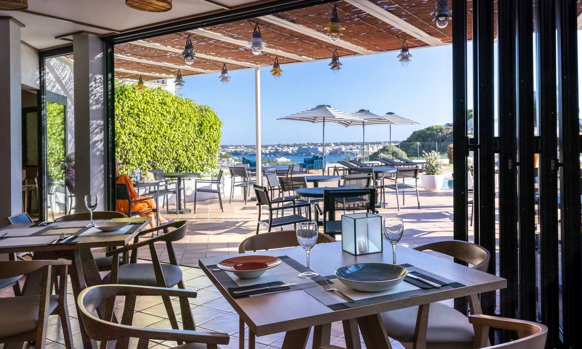Cala Llonga Hotel | Calallonga Hotel Menorca