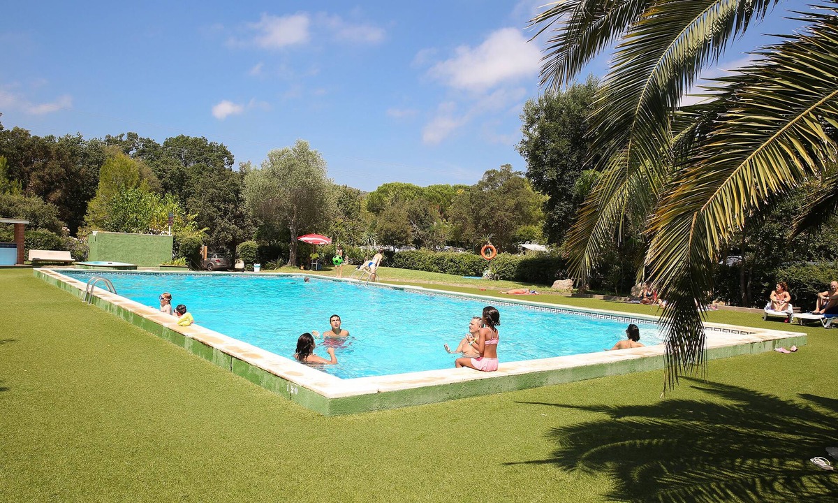 Vall-Llobrega RV Rental | Camping 3 Estrellas Costa Brava