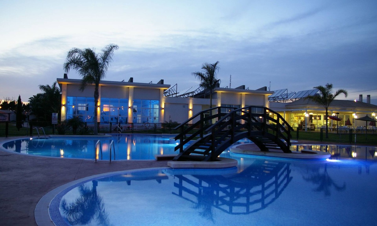 Pueblo Latino RV Rental | Camping Lo Monte