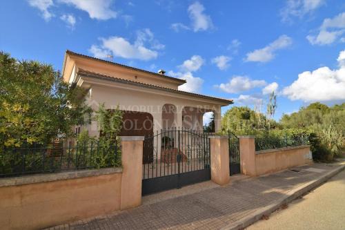 Urbanizacion Mont Ferrutx House | CAN MARTÍ DE LES ROSELLES - Casa a Montferrutx
