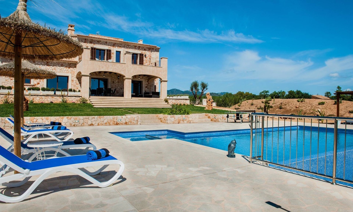 Santanyi House | Can Vadell – Rural House with Pool and Garden in Mallorca