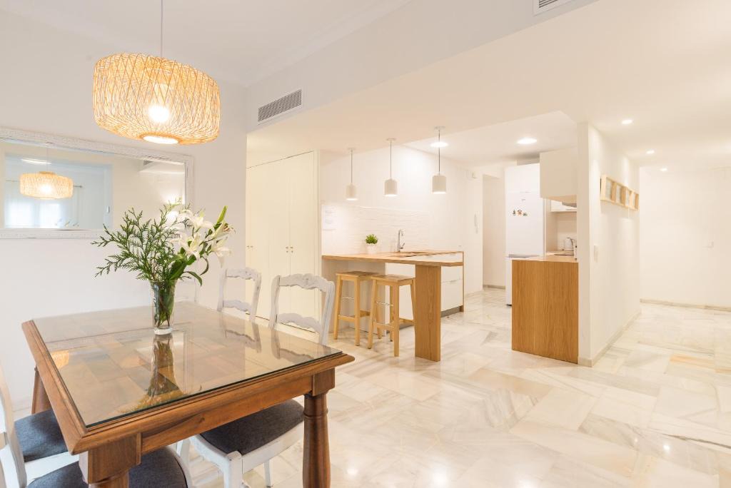 La Caleta Apartment | Cantó Malagueta Beach by ELE Apartments