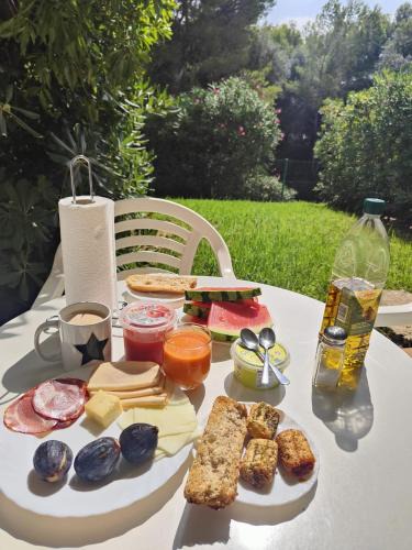 Coves Noves Apartment | Casa Addaia Playa Arenal d'en Castell Beach