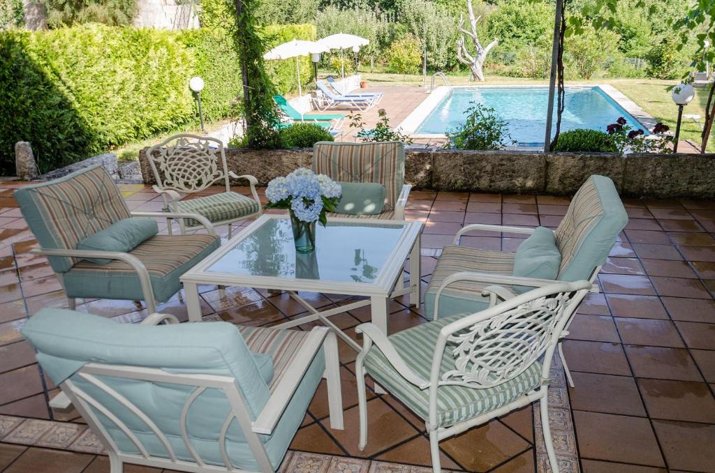 Ponte Caldelas House | Casa Anceu ArchsenseApartments.