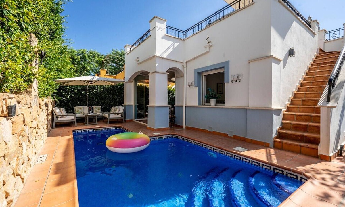 Torre-Pacheco House | Casa Cedro - Modern Golf Resort Pool Villa