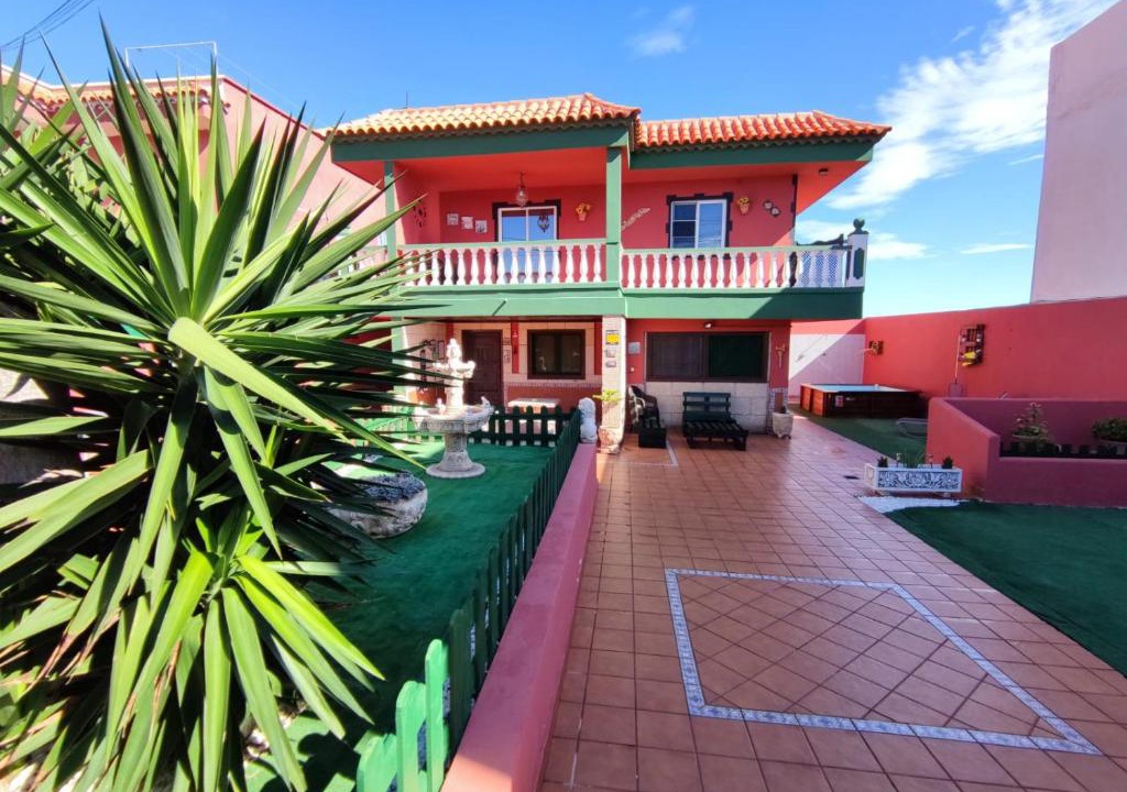 Arico House | Casa Cielito Lindo