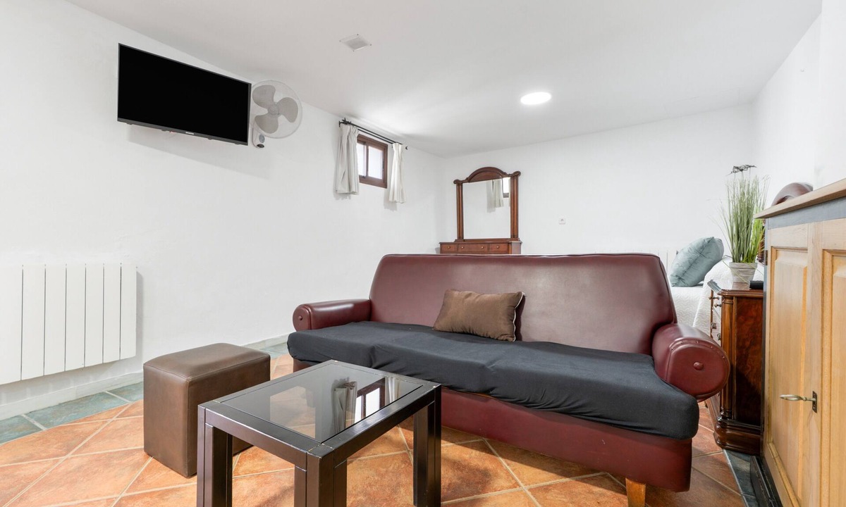Alhama de Granada Apartment | Casa Cubo Rural Home A2 – Authentic Charm in Alhama de Granada