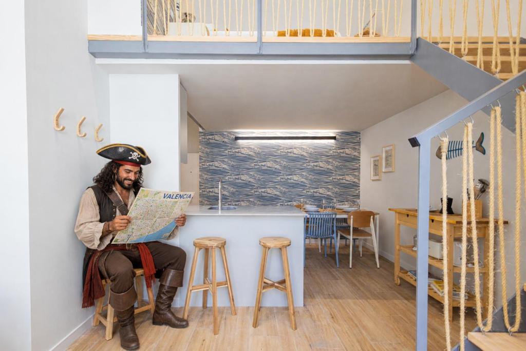 Camins al Grau Apartment | CASA FLORIT - Mediterranean Pirate Suites