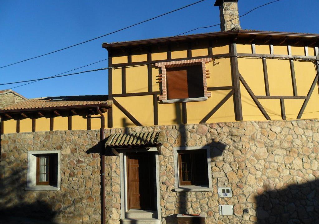 Gilbuena House | Casa Gilbuena
