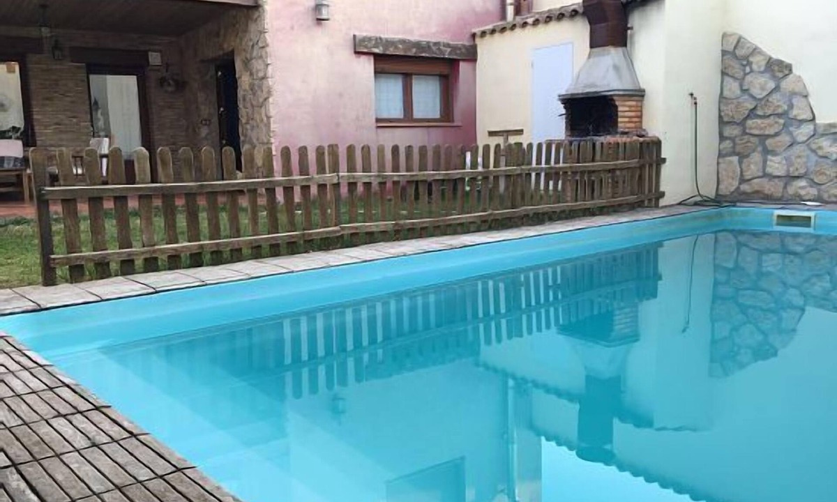 Polenino Cottage | Casa Las Almenadas for 8 people expandable to 10