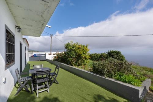 El Granel House | Casa María Jose