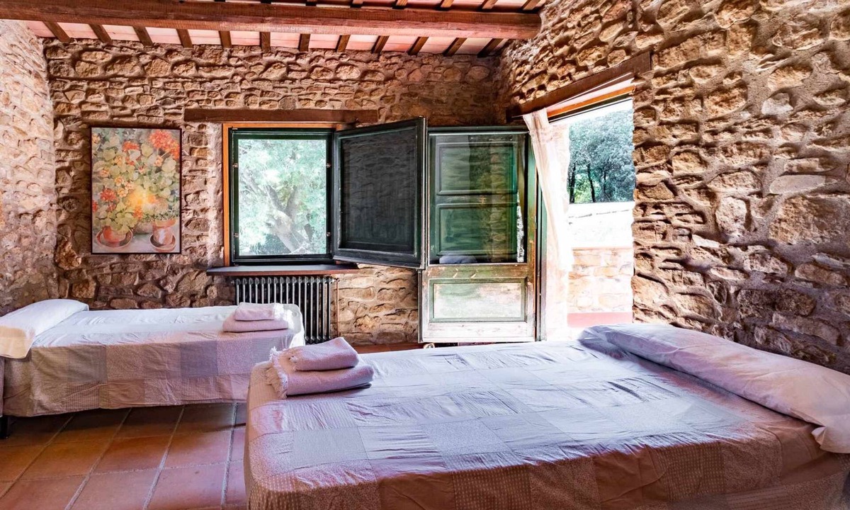 Pujals dels Pagesos House | CASA MARÈS – Country house in a beautiful setting