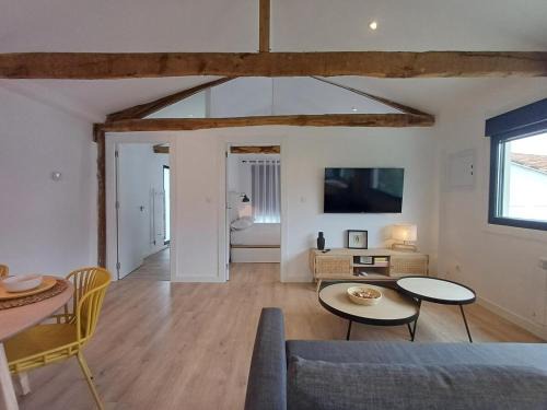 Ourense House | Casa Marquesa M1 - Amplia y con gran patio exterior