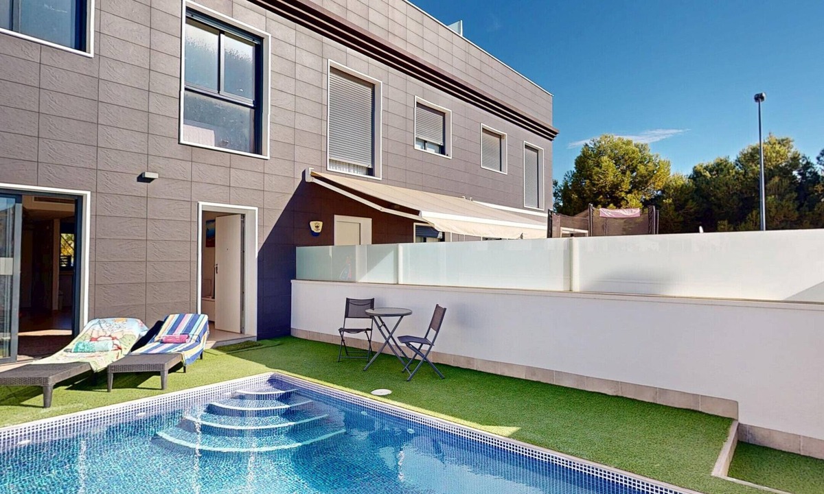 Roda Ski Chalet | Casa Melgarejo - A Murcia Holiday Rentals Property