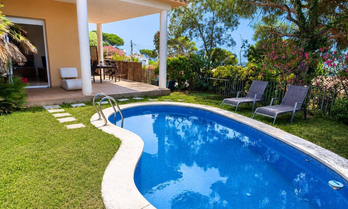 Sa Riera Villa | Casa Mimosa with private pool and sea views in Begur