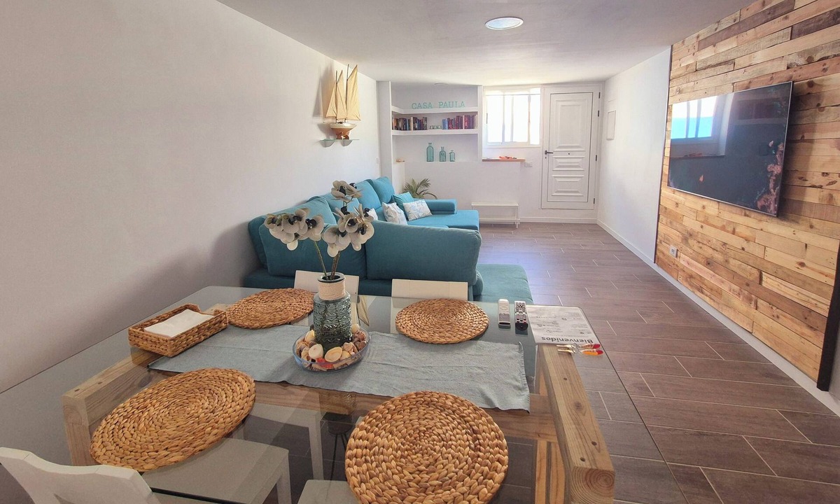 Las Playitas House | Casa Paula, in a small and quiet seaside village