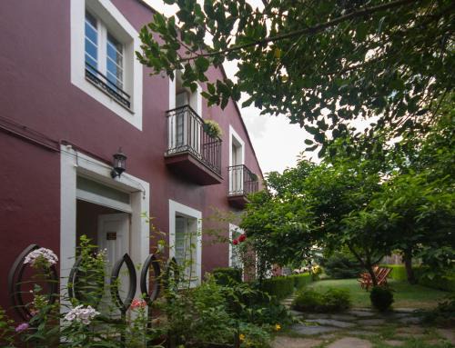 Sarria Hostel | CASA PELTRE