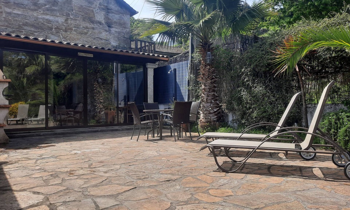 Avion House | Casa Rural Cabo de Aráns