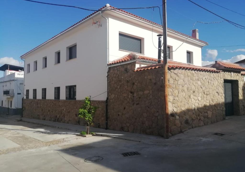 Peraleda de San Roman House | Casa Rural Feymar