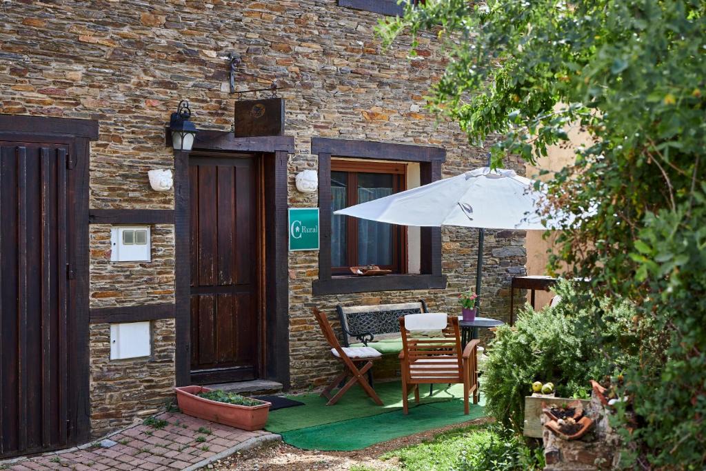 Montejo de la Sierra Apartment | Casa Rural Fuente del Arca Montejo