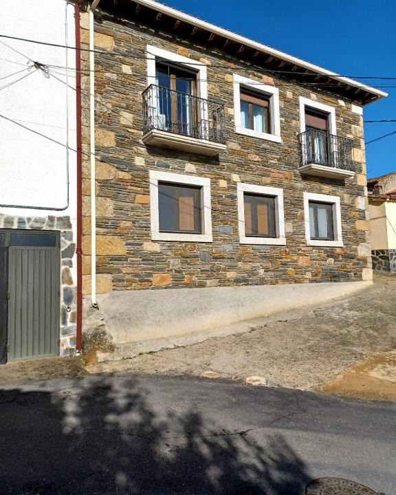 Saucelle House | Casa rural Las Peñas