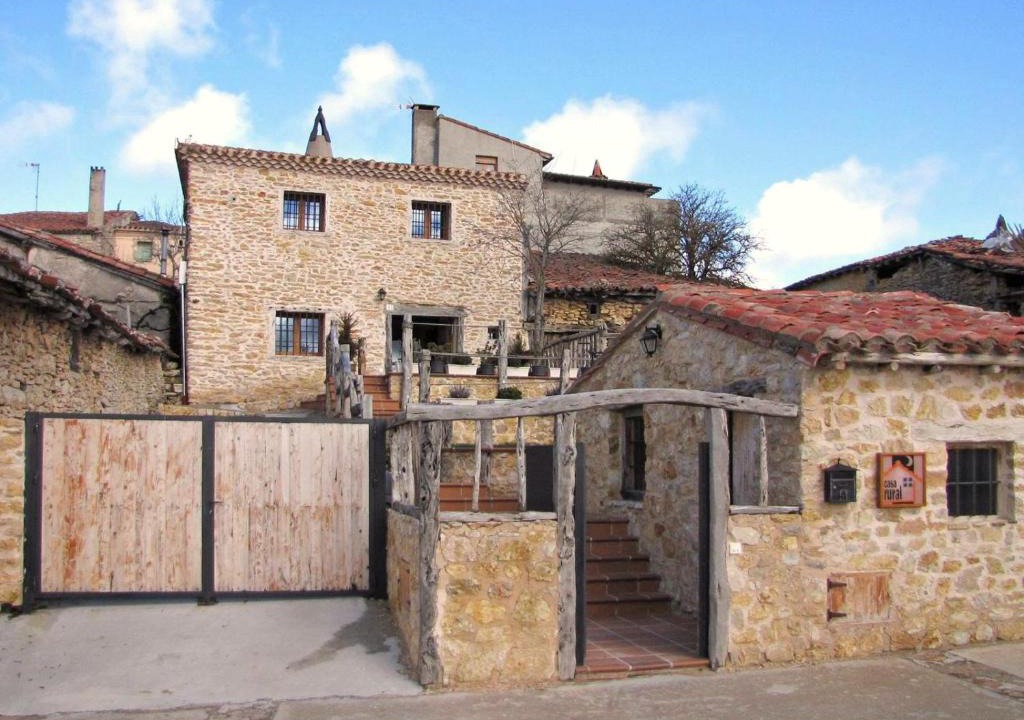 Golmayo House | Casa Rural Negua en La Cuenca, Soria