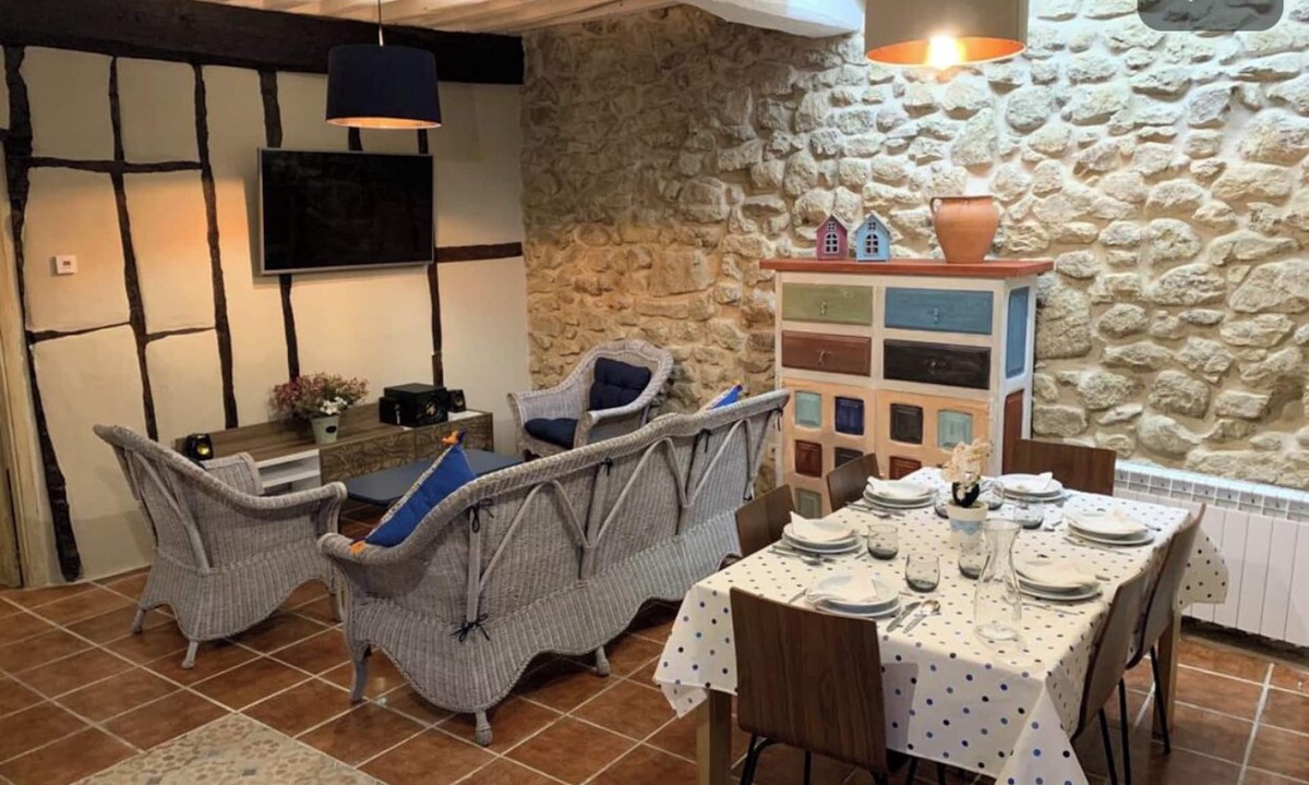 Candelario Cottage | Casa Rural Recién Reformada con Encanto ¡una Experiencia Turística de Calidad!