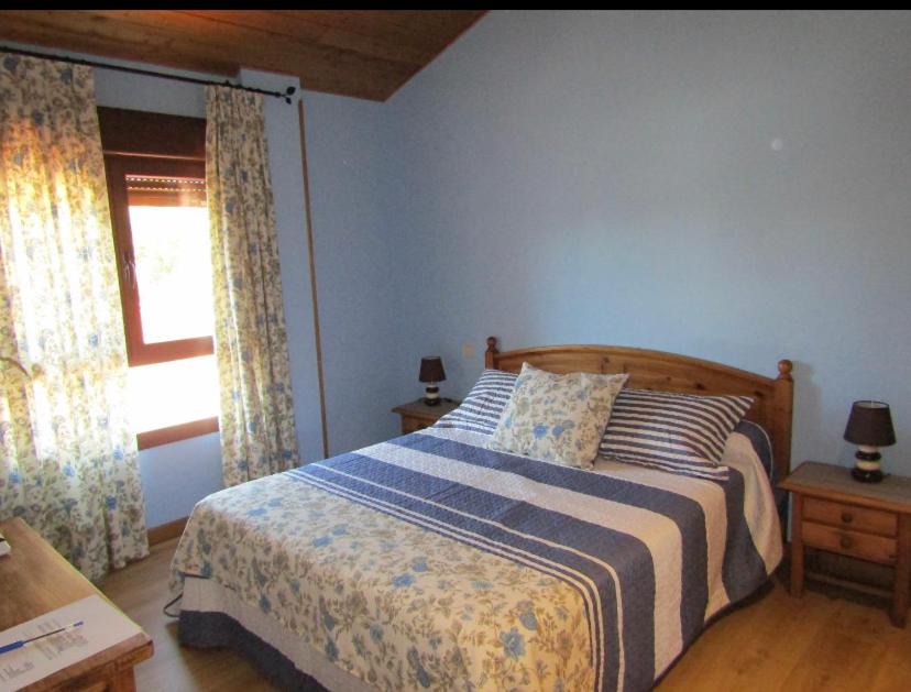 Valdepielagos House | Casa Rural San Isidro