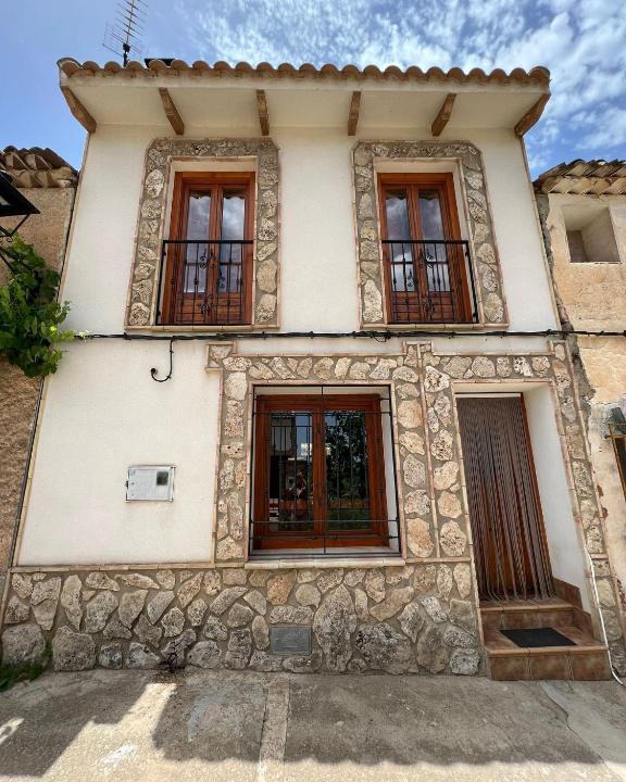 Elche De La Sierra Ski Chalet | Casa Rural - Vivienda Yunque