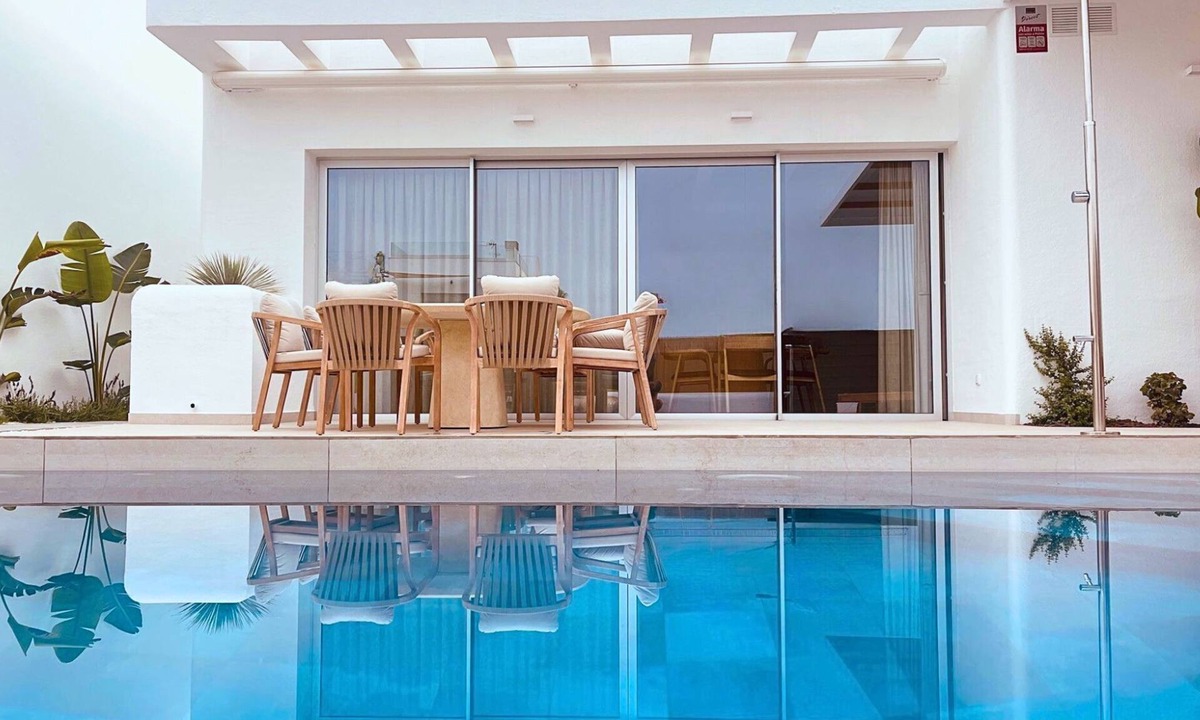 Los Alcazares Villa | Casa Sereno – Luxury Ibiza-style villa with private pool near sea & golf