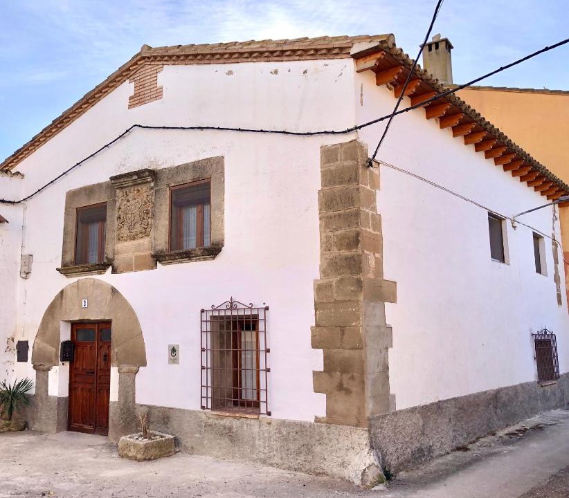 Lupinen-Ortilla House | Casa Solariega