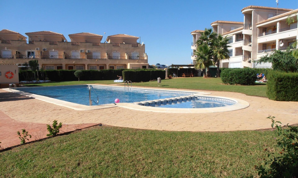 La Florida Apartment | Central location - sunny apartment