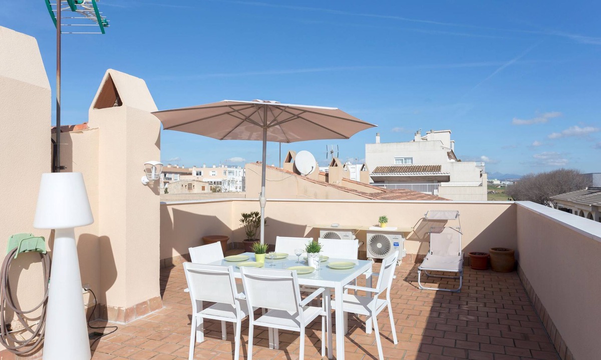 El Molinar House | Centrally Town House "Villa José" with Terrace