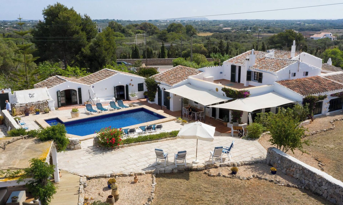 Sant Lluis Villa | Charme Authentique à Minorque: Maison de Campagne Près des Plages 5 Chb, Piscine