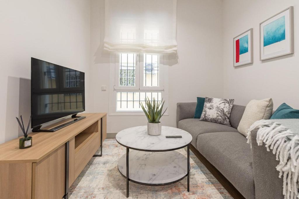 Chamberi Apartment | Charming 1-Bed Apartment in Chamberí Madrid