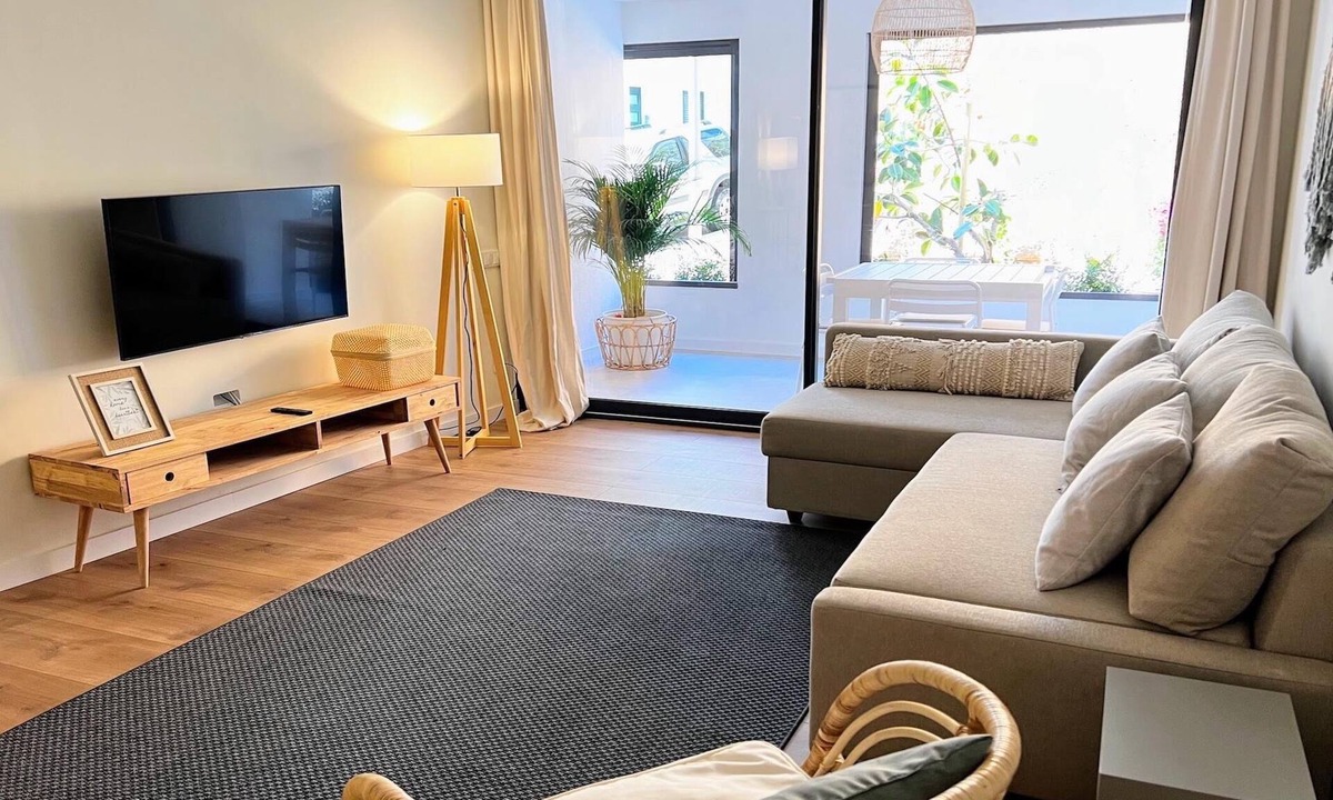 Sant Pol De Mar Apartment | Charming ground floor 200m beach and train
