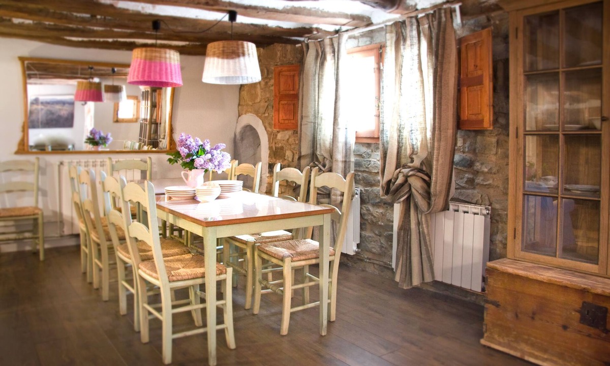 Navalsaz Cottage | Charming rural house, in a very pretty and quiet village.