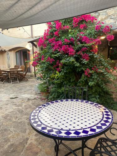 Juia House | Charming village house for families & cyclists