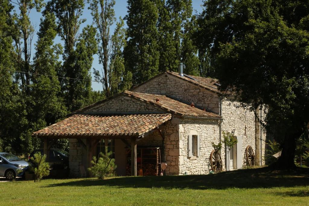 Ligueux House | Chemin de Gargamelle Gite 'Mirabelle'