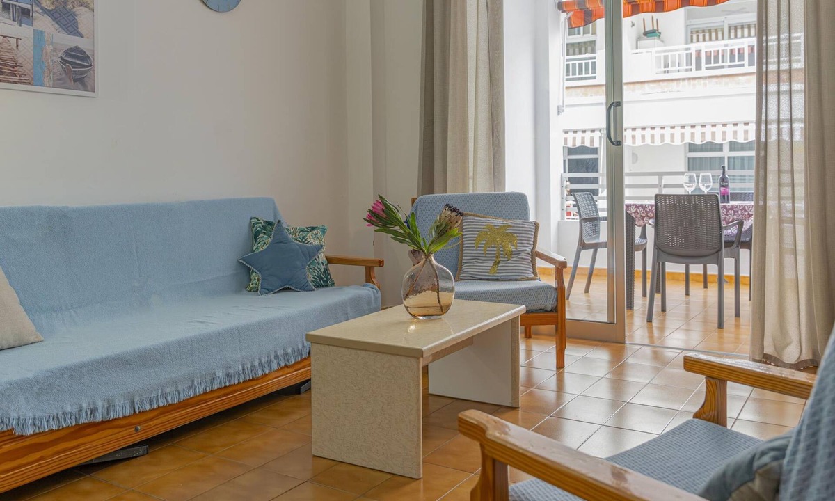 Puerto Naos Apartment | CHL El Faro, next to the Puerto Naos beach