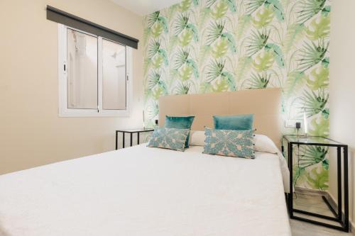 Malaga Historic Centre Apartment | Cinco Bolas