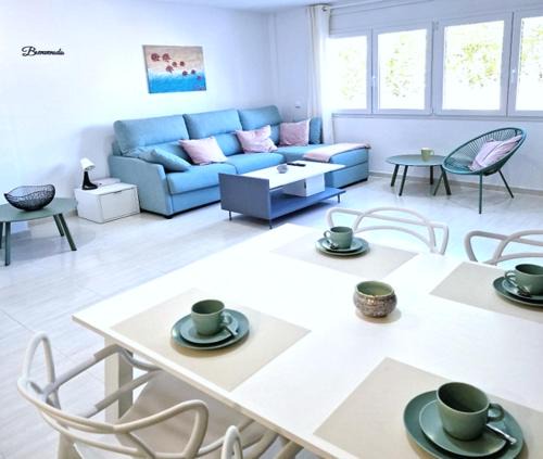 Roses Town Center Apartment | Citadel Holiday Apartment "Oliva" Roses, Beach 200m, centre 300m, Pr Parking Big sun Terrace
