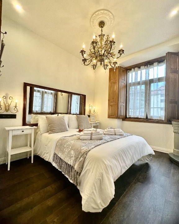 Cangas de Narcea House | CLAREN´S BOUTIQUE ROOMS
