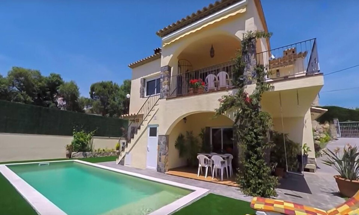 Calonge Villa | Club Villamar - Cozy villa with saltwater pool and panoramic views