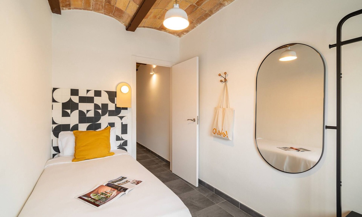 L'Hospitalet de Llobregat Apartment | Collblanc Apartment By Olala Homes
